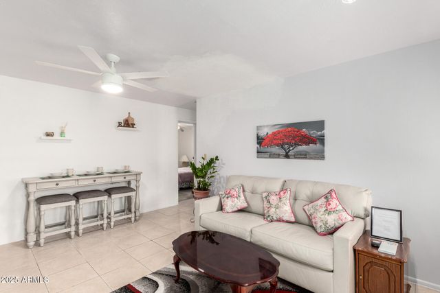 5921 E BOSTON Street, Mesa, AZ 85205