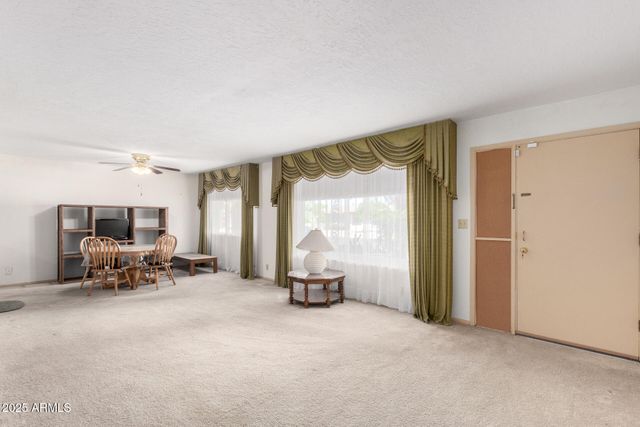 5921 E BOSTON Street, Mesa, AZ 85205