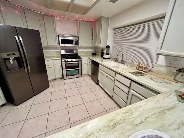 11691 Via Colina, Moreno Valley, CA 92555