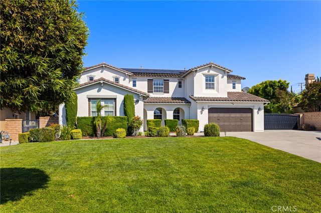 16352 Sierra Heights, Riverside, CA 92503