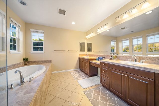 16352 Sierra Heights, Riverside, CA 92503