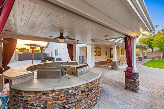16352 Sierra Heights, Riverside, CA 92503