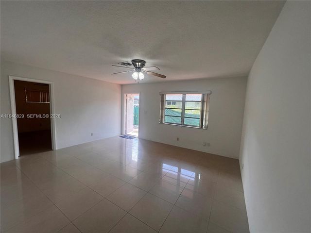 5010 SW 26th Ave 1-3, Dania Beach, FL 33312