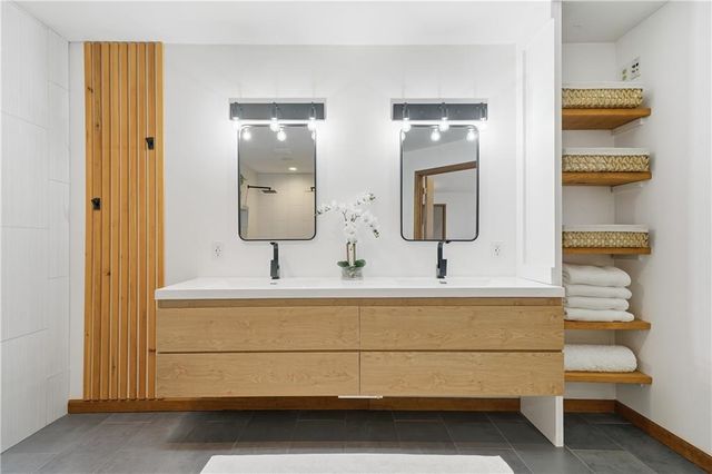 4256 Loch Highland NE Parkway, Roswell, GA 30075