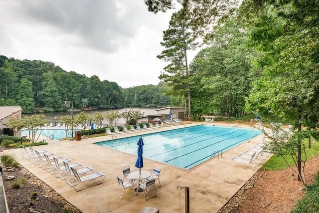 4256 Loch Highland NE Parkway, Roswell, GA 30075