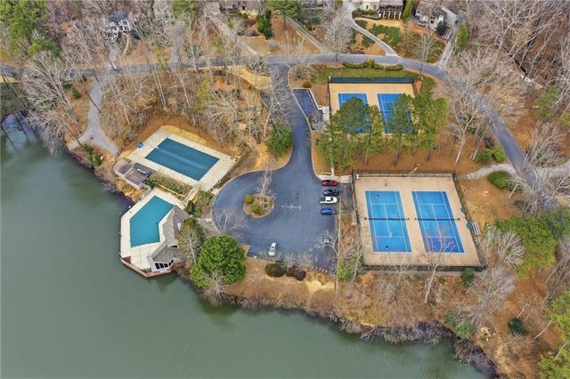 4256 Loch Highland NE Parkway, Roswell, GA 30075