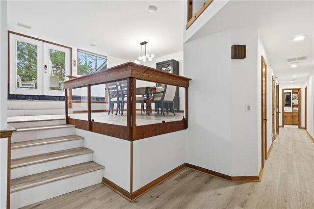 4256 Loch Highland NE Parkway, Roswell, GA 30075