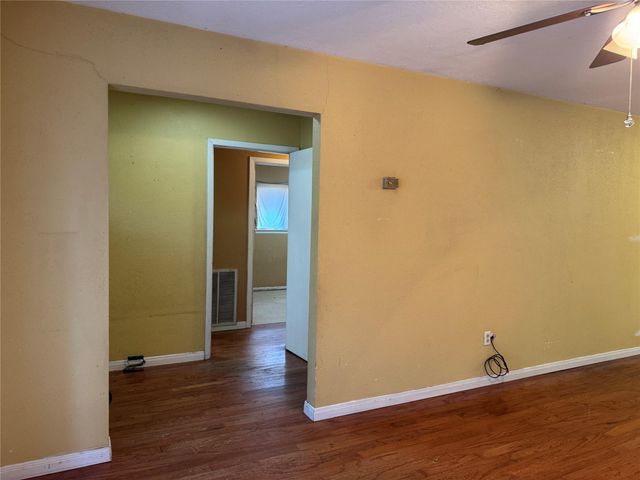 304 Brigadoon Lane, Friendswood, TX 77546
