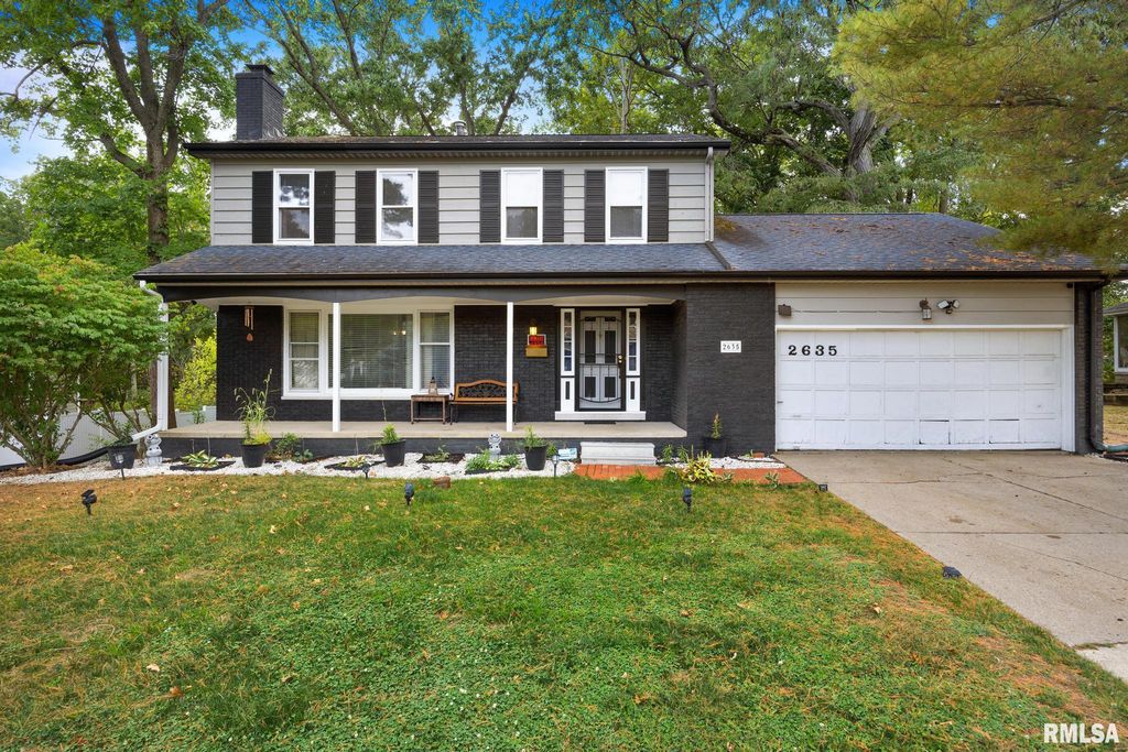 2635 N KINGSTON Drive, Peoria, IL 61604