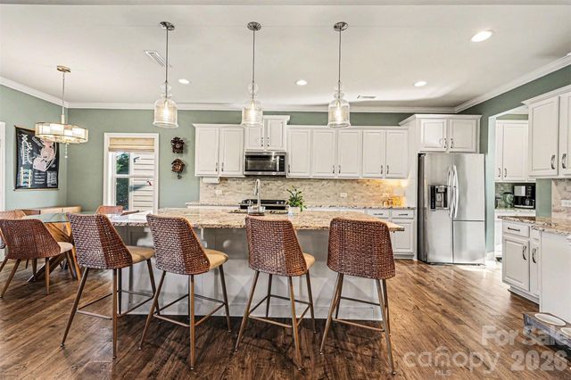 2013 Fuschia Court, Tega Cay, SC 29708