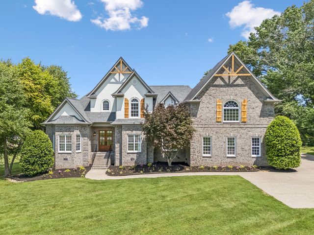 3061 Trotters Ln, Franklin, TN 37067