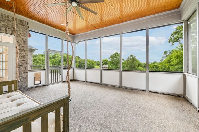 3061 Trotters Ln, Franklin, TN 37067