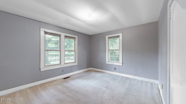 4422 Singleton Station Rd, Louisville, TN 37777