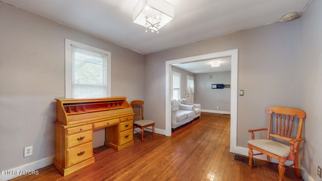 4422 Singleton Station Rd, Louisville, TN 37777