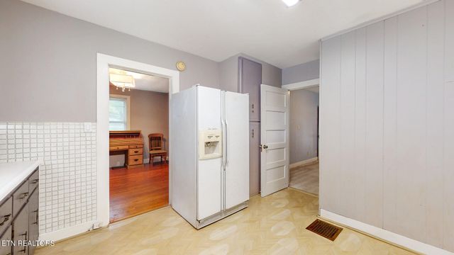 4422 Singleton Station Rd, Louisville, TN 37777