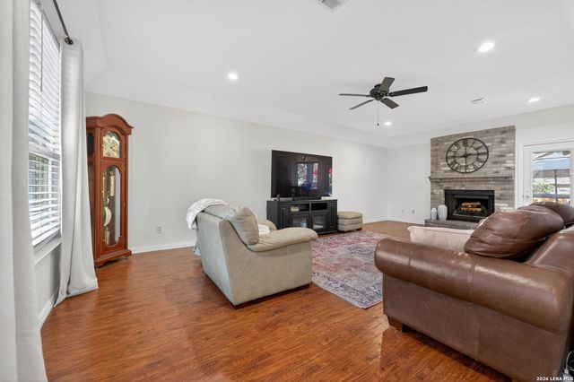 9319 Jorwoods, San Antonio, TX 78250