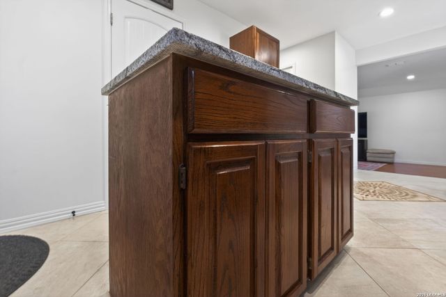 9319 Jorwoods, San Antonio, TX 78250