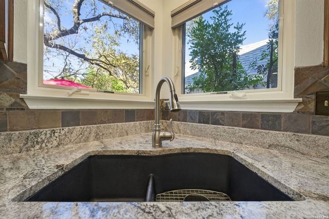 9319 Jorwoods, San Antonio, TX 78250