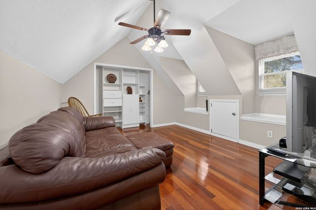 9319 Jorwoods, San Antonio, TX 78250