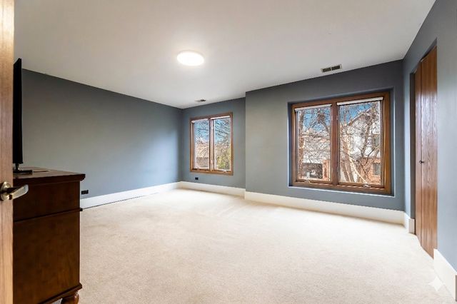 9840 Terrace Drive E2, Palos Park, IL 60464