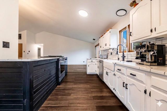 9840 Terrace Drive E2, Palos Park, IL 60464