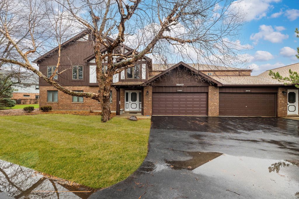 9840 Terrace Drive E2, Palos Park, IL 60464