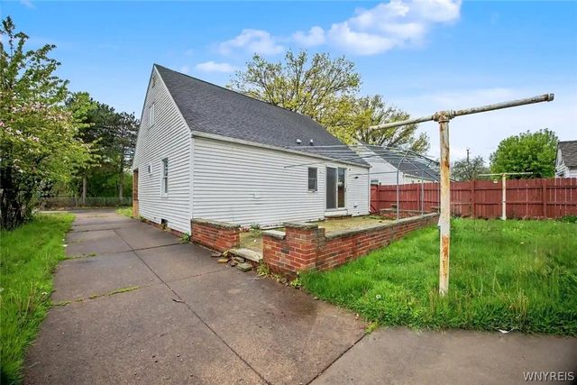 3520 Chapin Avenue, Niagara Falls, NY 14301