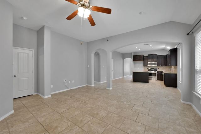 2407 Garden Shadow Drive, Conroe, TX 77384