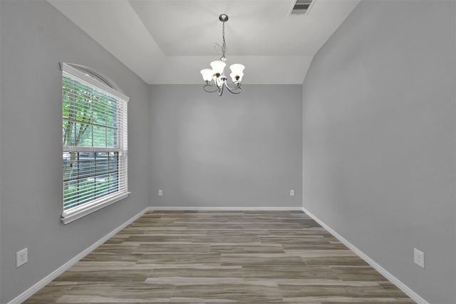 2407 Garden Shadow Drive, Conroe, TX 77384