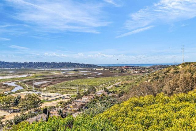 4594 Vista De La Patria, Del Mar, CA 92014