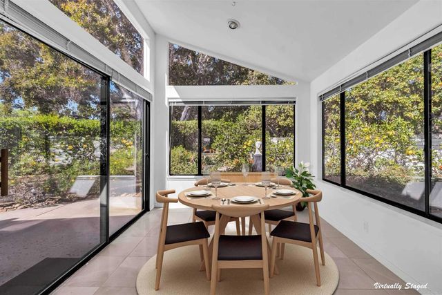 4594 Vista De La Patria, Del Mar, CA 92014