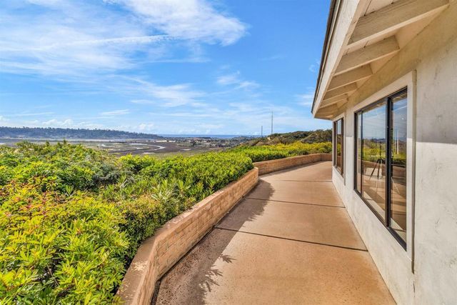 4594 Vista De La Patria, Del Mar, CA 92014