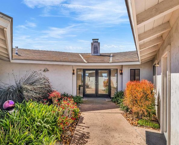 4594 Vista De La Patria, Del Mar, CA 92014