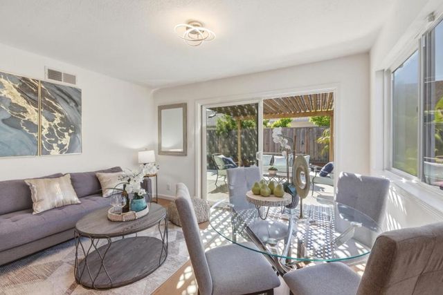 241 Winchester Court, Foster City, CA 94404