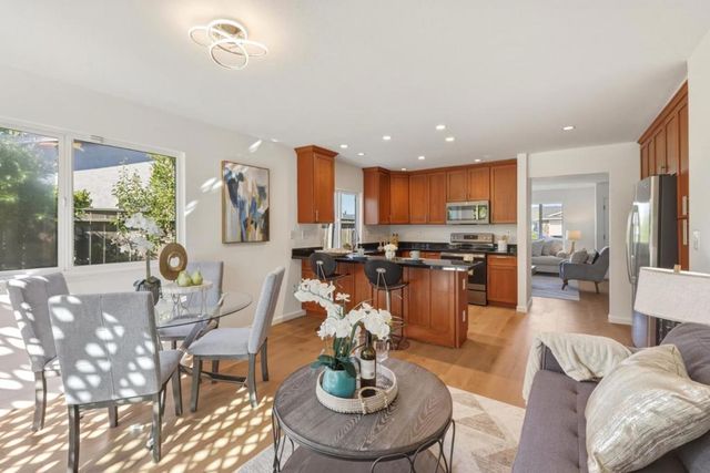 241 Winchester Court, Foster City, CA 94404