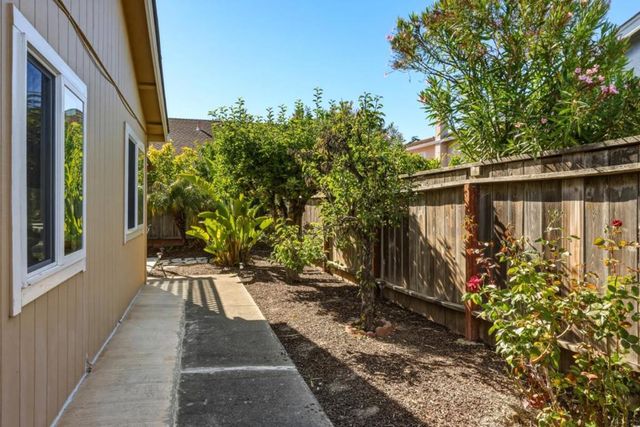 241 Winchester Court, Foster City, CA 94404