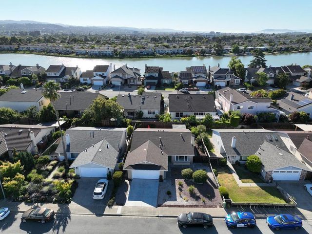 241 Winchester Court, Foster City, CA 94404
