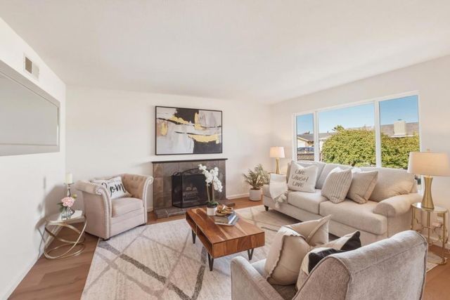 241 Winchester Court, Foster City, CA 94404