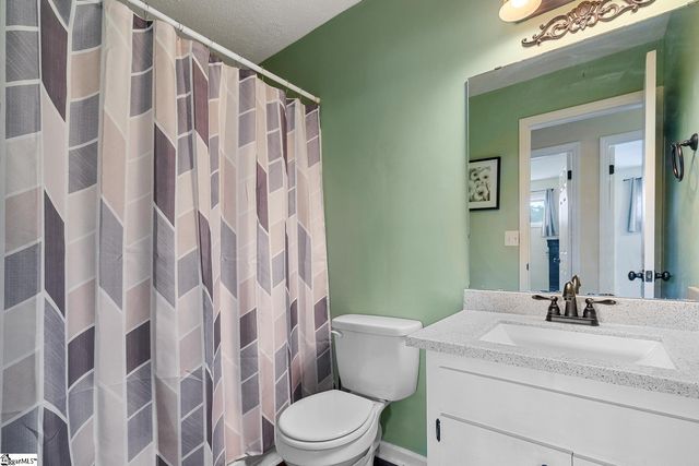 18C Hartwell Villas, Anderson, SC 29626