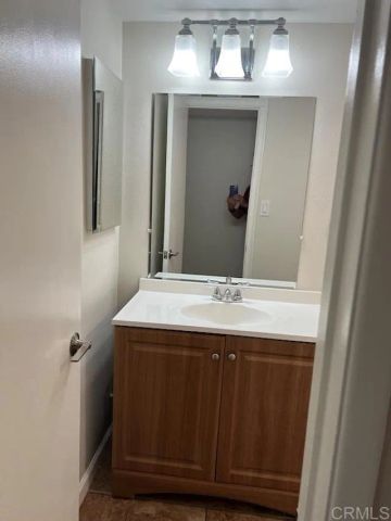 464 Woodland Avenue B, Chula Vista, CA 91910
