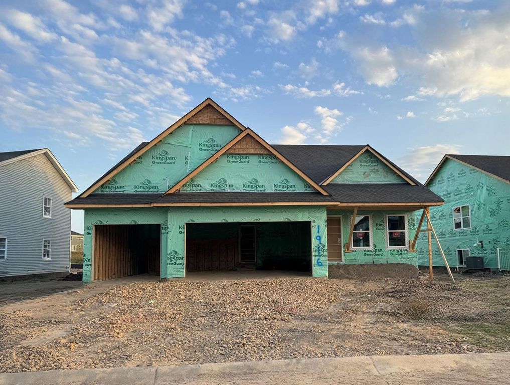 1916 Ironwood Drive, Carver, MN 55315