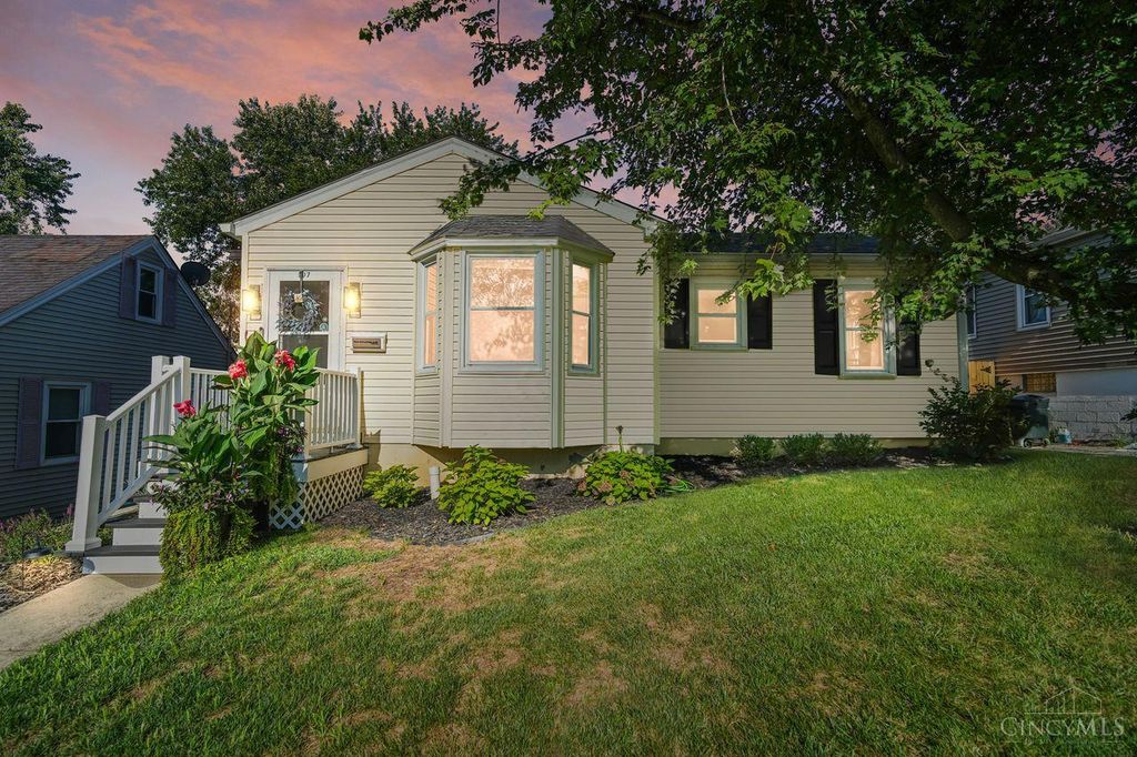 107 Farview Avenue, Lebanon, OH 45036