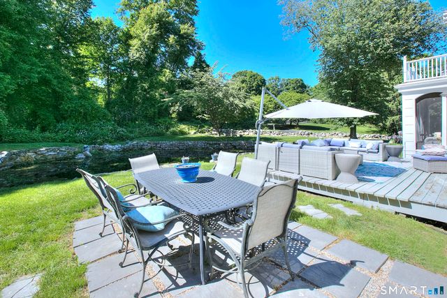 81 Trails End Road, Weston, CT 06883