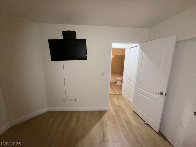 510 Elm Drive 102, Las Vegas, NV 89169