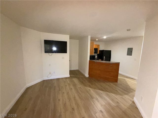 510 Elm Drive 102, Las Vegas, NV 89169