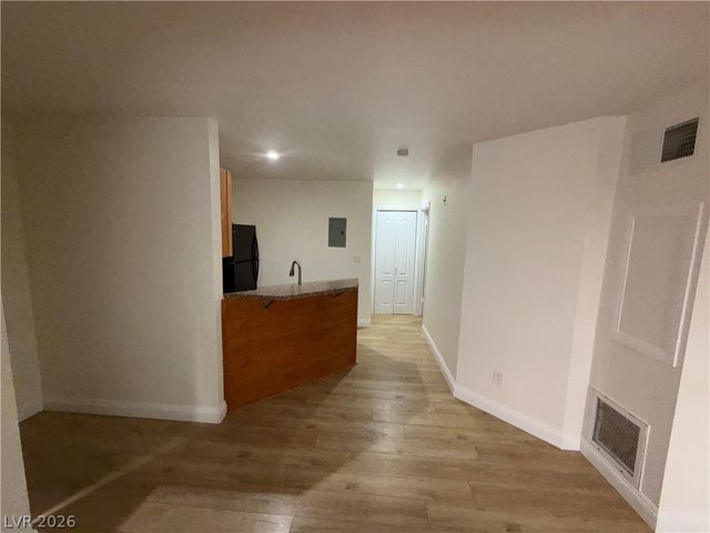 510 Elm Drive 102, Las Vegas, NV 89169