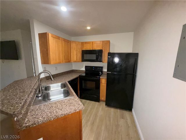 510 Elm Drive 102, Las Vegas, NV 89169