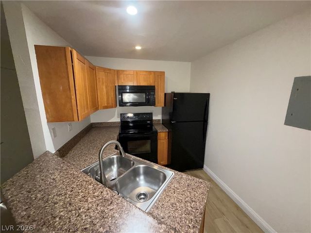 510 Elm Drive 102, Las Vegas, NV 89169