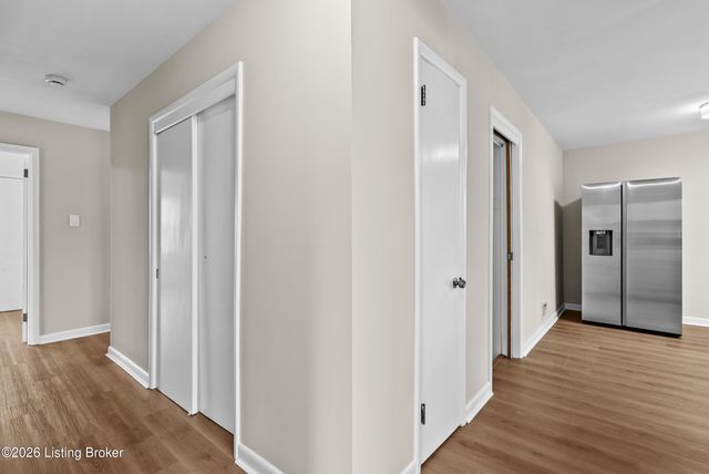 3322 Cawein Way, Louisville, KY 40220