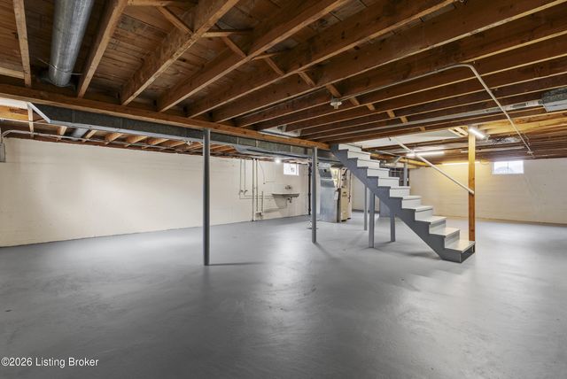 3322 Cawein Way, Louisville, KY 40220